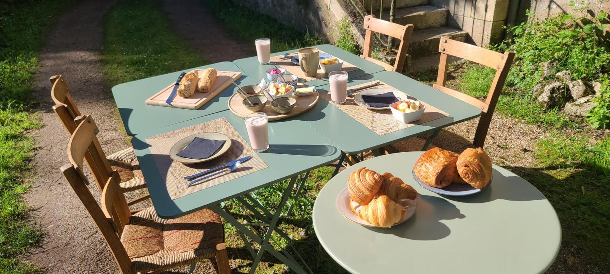 Le Manoir Du Moulin De Madame Bed & Breakfast Villeneuve-sur-Lot Ngoại thất bức ảnh