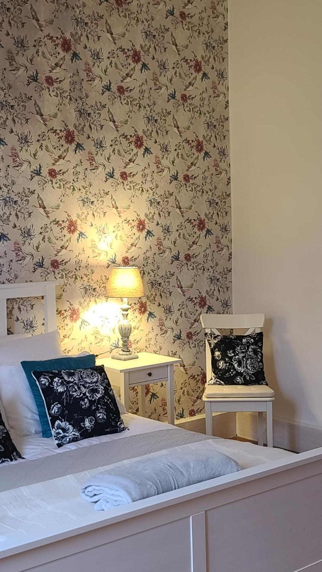Le Manoir Du Moulin De Madame Bed & Breakfast Villeneuve-sur-Lot Phòng bức ảnh