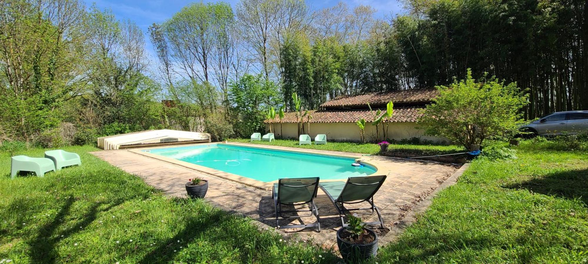 Le Manoir Du Moulin De Madame Bed & Breakfast Villeneuve-sur-Lot Ngoại thất bức ảnh